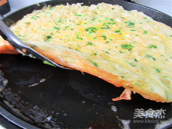 Noodle Omelette recipe