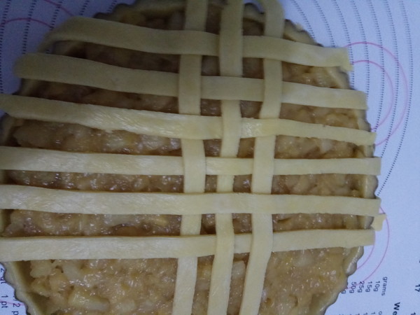 Sweet and Sour Apple Pie recipe