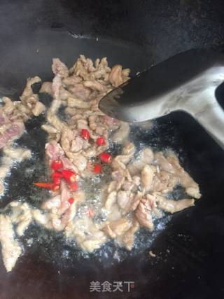 Stir-fried Lettuce with Shredded Pork recipe