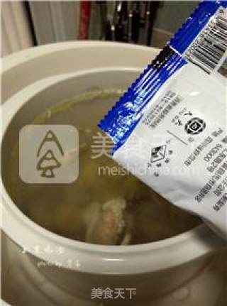 【invigorating Qi and Nourishing Blood】chestnut Chicken Soup recipe