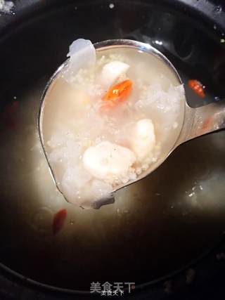 Congee with Scallop, Millet, Tremella and Wolfberry recipe