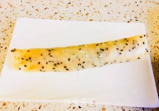 Sesame Burrito with Beef Sauce recipe