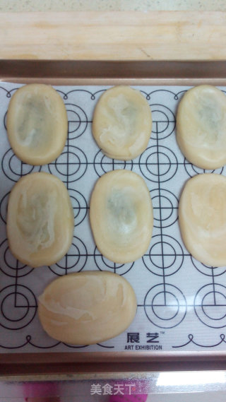 Cheesy Beef Tongue Cake recipe