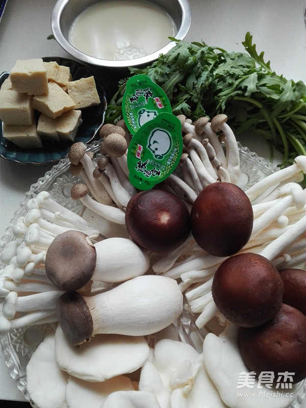 Soy Milk Mushroom Hot Pot recipe