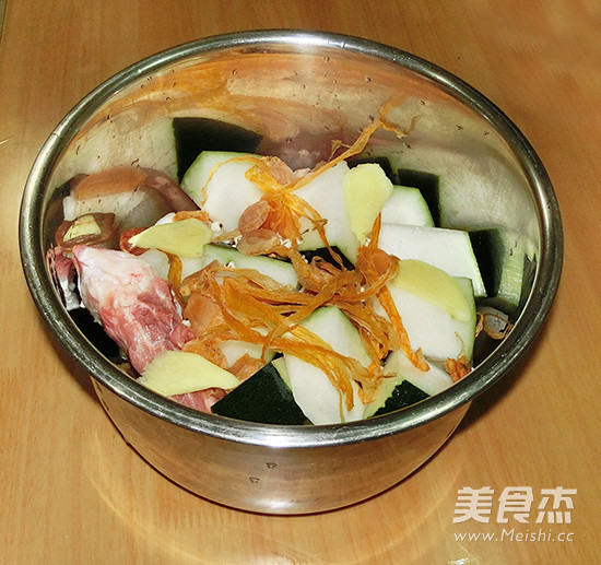 Sun Moon Fish Tube Bone Winter Melon Soup recipe