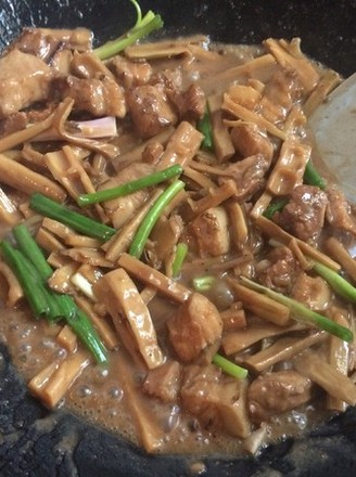 Braised Pork with Bamboo Shoots recipe