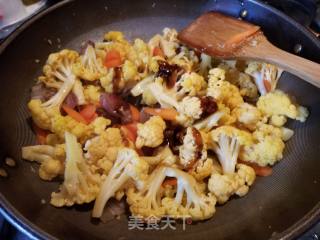 Stir-fried Yellow Cauliflower recipe