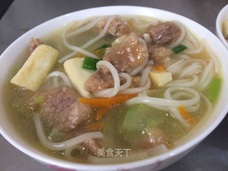 Pork Soup Noodles