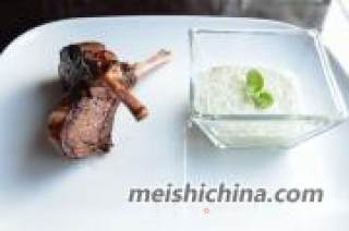 Yogurt Mint Sauce with Lamb Chops recipe