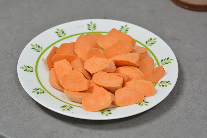 Red Dates, Longan and Sweet Potato Congee recipe