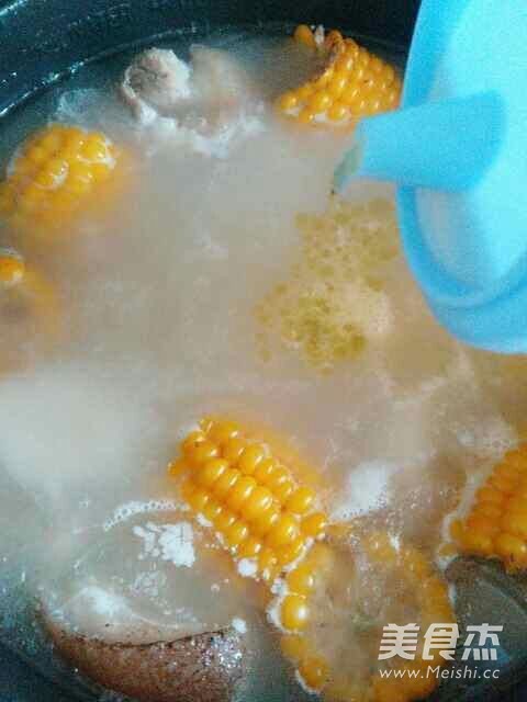 Wild Yam Corn Trotters Soup recipe
