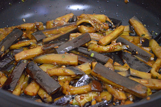 Stir-fried Eggplant with Sauce recipe