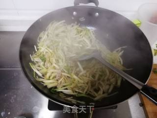 Stir-fried Cress with Shredded Pork recipe