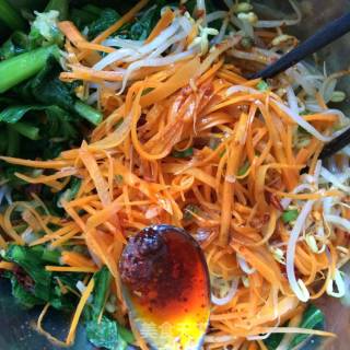 Carrot and Bean Sprouts recipe