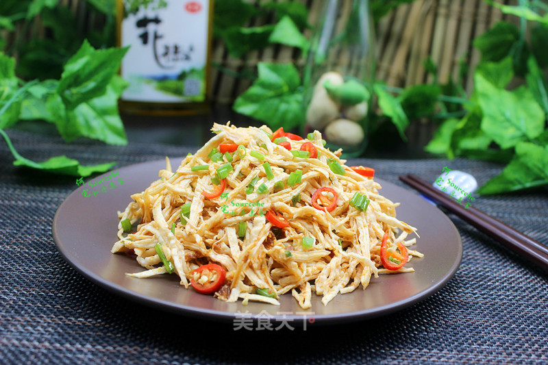 Sesame Oil Shredded Chicken Breast recipe