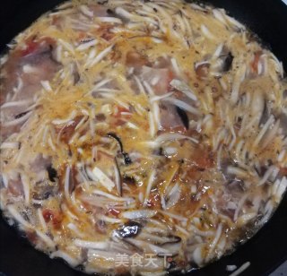 Autumn and Winter Low-fat Warm Stomach Hot and Sour Soup is Delicious But Not Fat recipe
