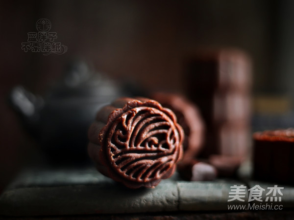 Dark Beauty Chocolate Mooncakes recipe