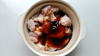 Steamed Ribs with Glutinous Rice and Lotus Leaves recipe