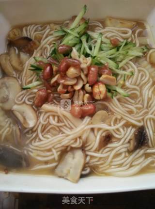 Homemade Hot and Sour Noodles recipe