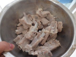 【flying Birds and Animals】——seasoned Pork Ribs recipe