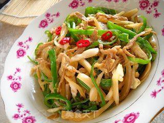 Hot and Sour Green Pepper Shredded Pork recipe