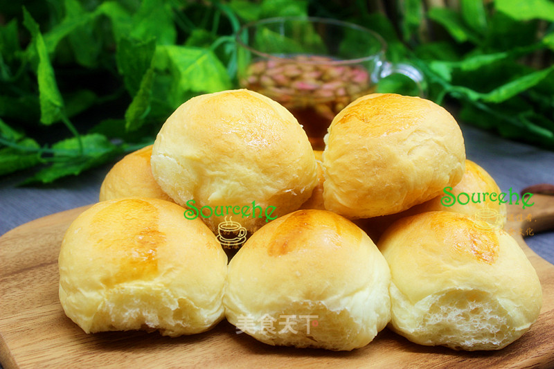 Milky Soft Row Buns recipe
