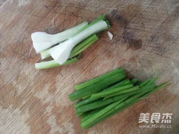 Noodles with Mushroom Meat Sauce recipe