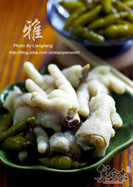 Chicken Feet with Pickled Peppers recipe