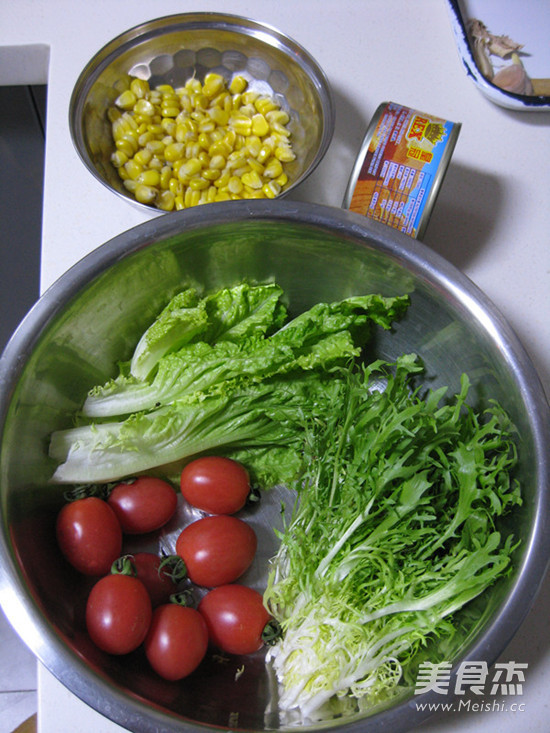 Tuna Corn Salad recipe