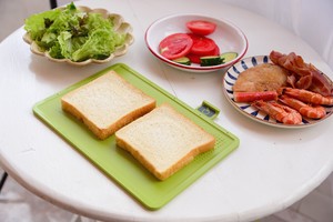 Ultraman Sandwich recipe