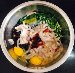 Scrambled Eggs with Leek and Shrimp recipe