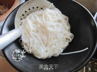 Vietnamese Style Dry Mix Rice Noodles recipe