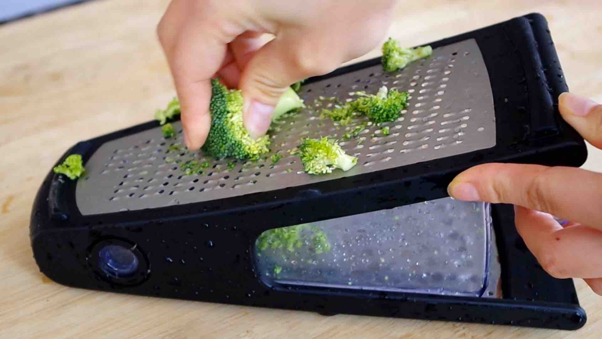 Don't Mix Broccoli Anymore, Add 2 Eggs to The Bowl and Stir One recipe