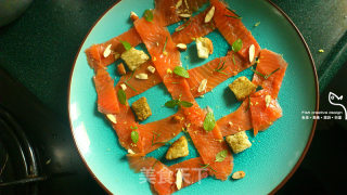 Smoked Salmon Salad recipe