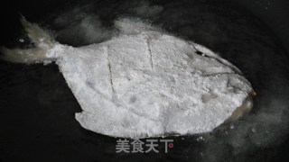 Strange Pineapple Sea Pomfret recipe