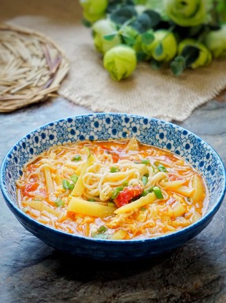 Potato Tomato Noodle Soup recipe