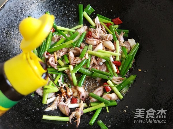 Squid with Tempeh and Green Onion recipe