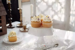 Colorful Bead Cupcakes recipe