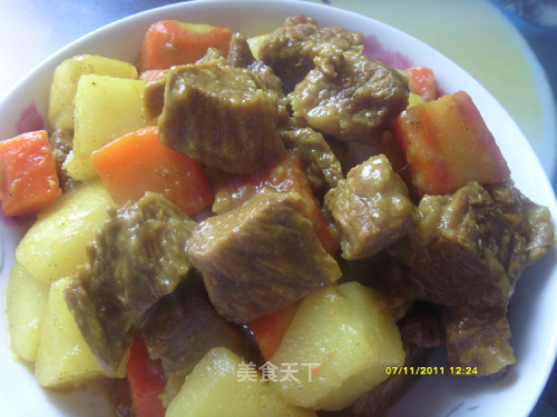 Curry Beef with Carrots and Potatoes recipe