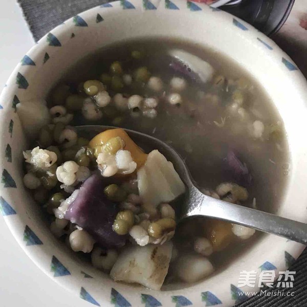 Mung Bean and Taro Ball Soup recipe