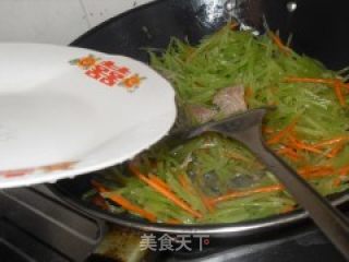 Stir-fried Lettuce and Radish with Sliced Pork recipe