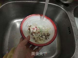 Stewed Pigeon with Cordyceps Flower recipe