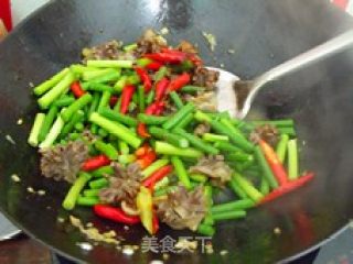 Garlic Stalk Chrysanthemum Gizzard recipe