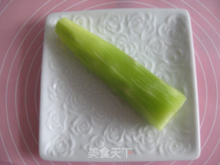 Lettuce with Black Sesame Seeds recipe
