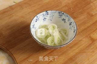 Stir-fried Fungus with Pork and Cordyceps recipe