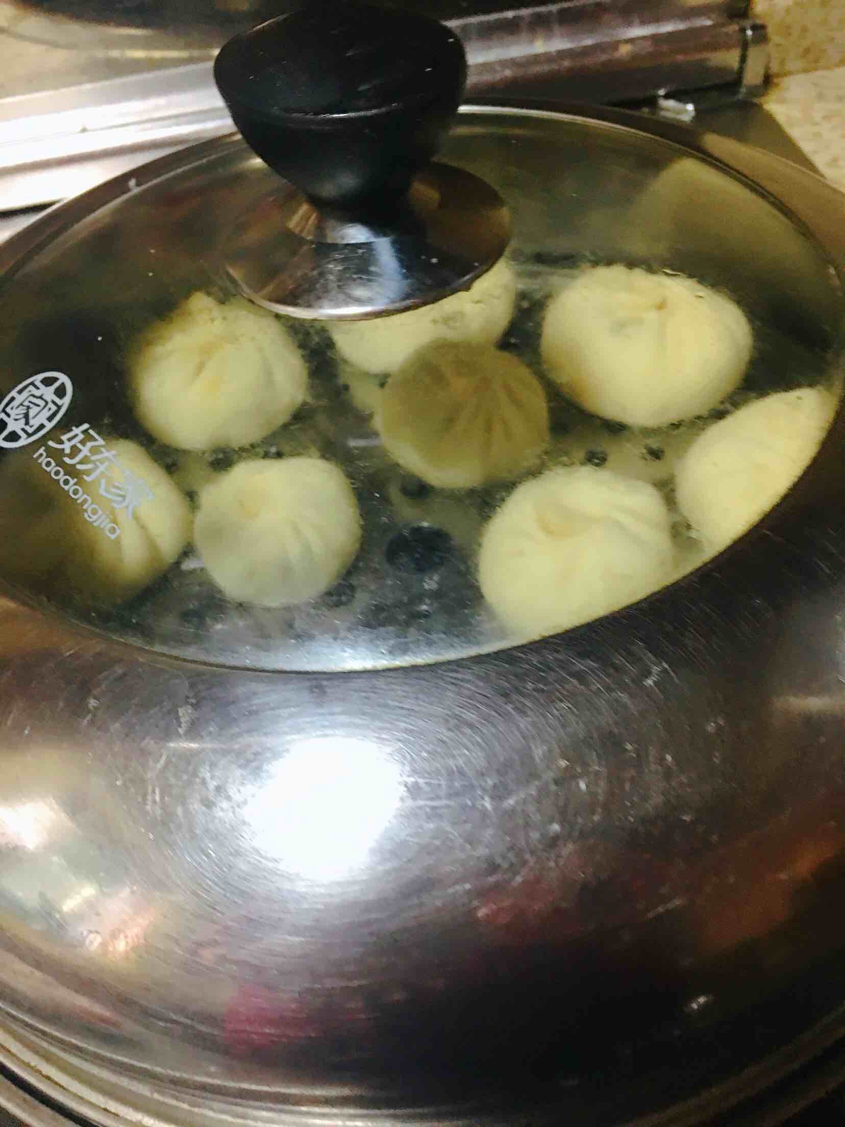 Cabbage and Pork Stuffed Buns recipe