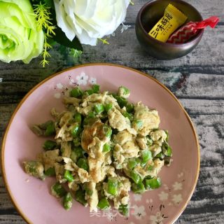 Scrambled Eggs with Beans recipe