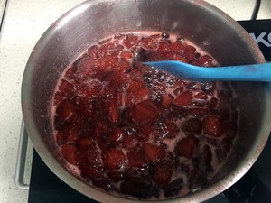 "tinrry Afternoon Tea" Extra Story-strawberry Jam Full of Fleshy recipe