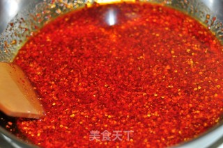 Sichuan Cuisine is Essential-homemade Red Oil recipe