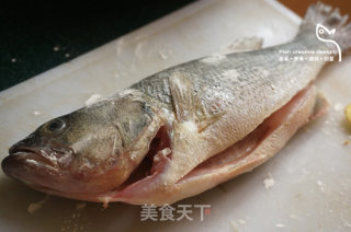 New Year Dishes-three-flavored Sea Bass recipe
